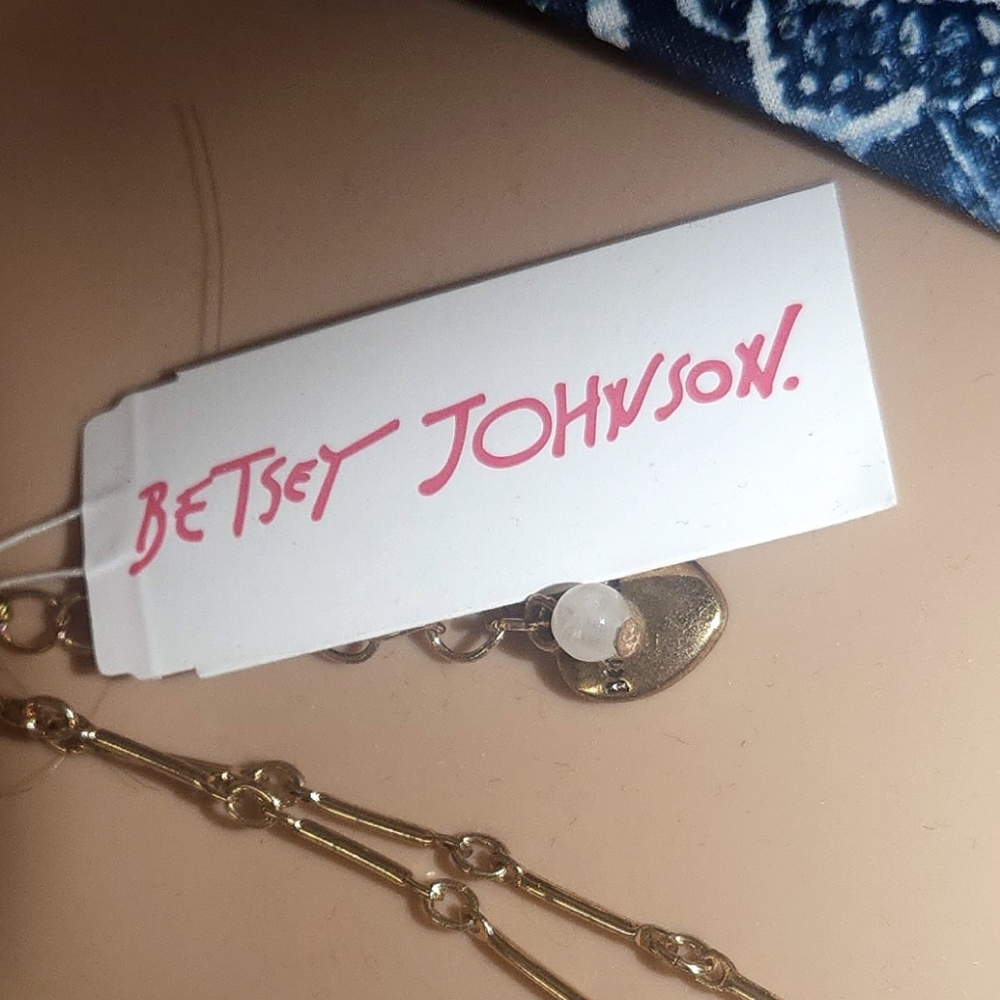✨ Title: NWT RARE Betsey Johnson "The Eyes Have It" Rainbow Layered Necklace ✨ - Picture 15 of 16